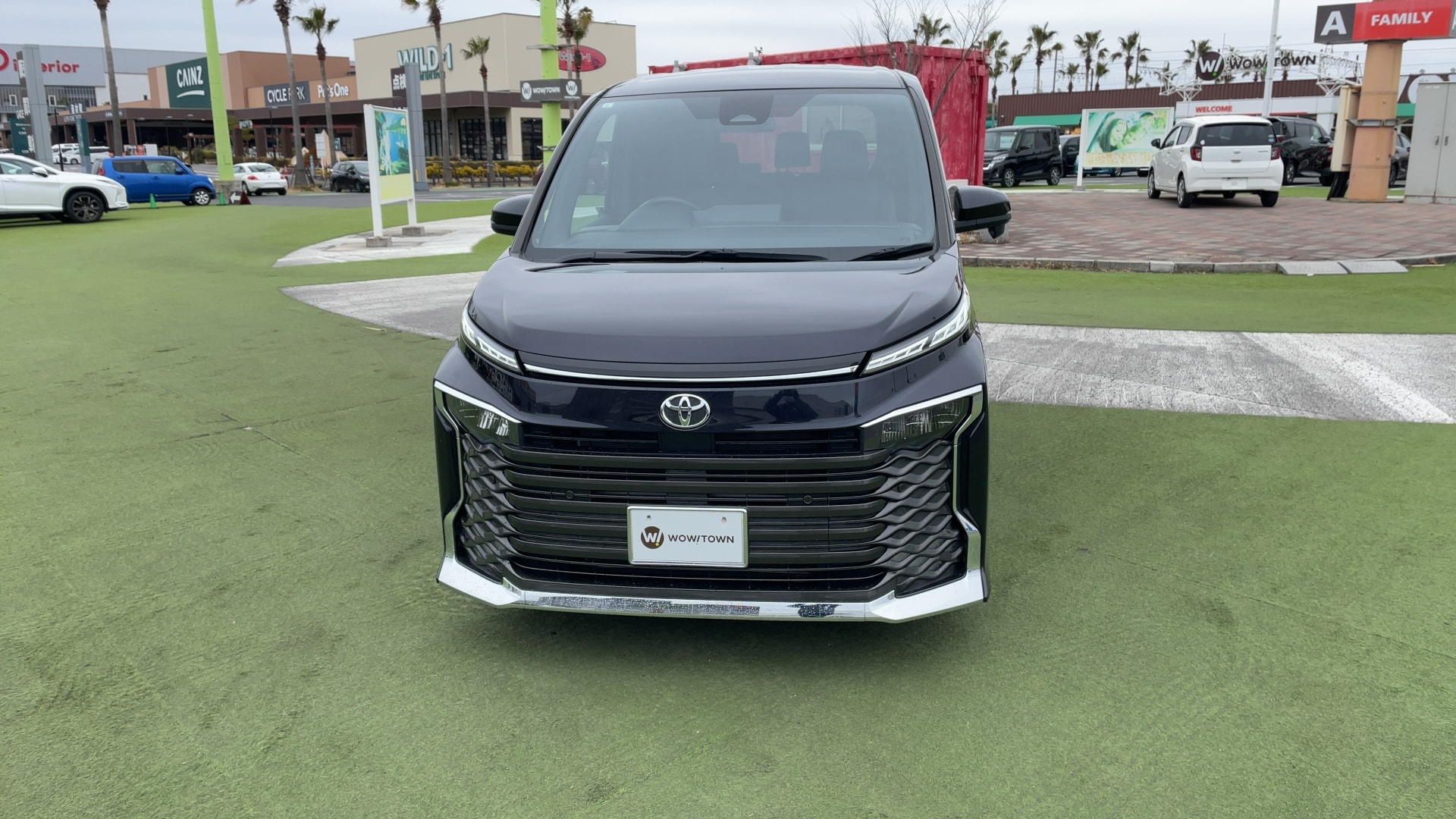 トヨタ,ヴォクシー,S－Z,2023(令5)年式,スパークリングブラックパール